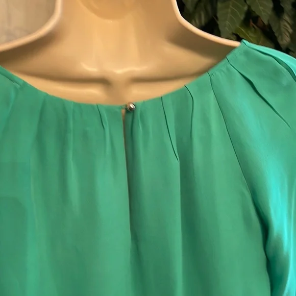 WHBM JULIP GREEN SILK BLOUSE - Picture 6 of 11